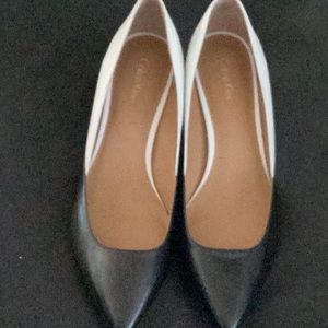 Women’s Calvin Klein pumps black and white size 8